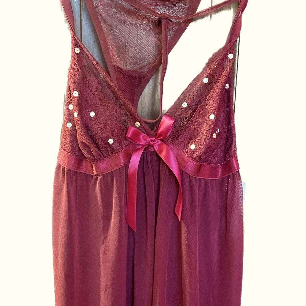 Lingerie Sheer red with sequins 2 piece Sz L *** NWT